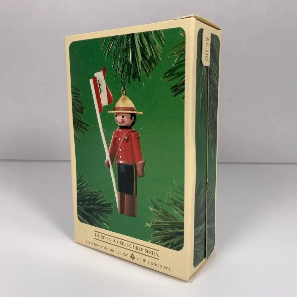 Hallmark 1984 clothespin